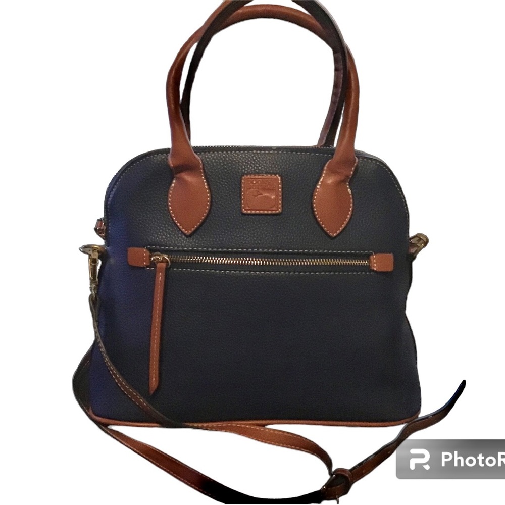 EUC - Dooney & Bourke medium sized dome satchel/crossbody bag